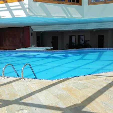 Apartamento No Quatre Saisons Com Cafe Da Manha Campos do Jordão エクステリア 写真