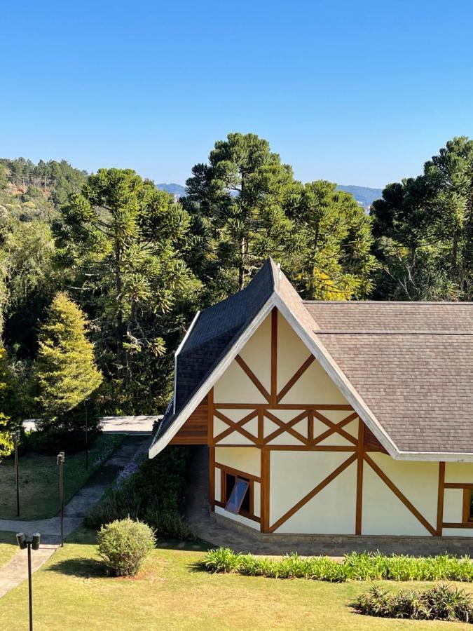Apartamento No Quatre Saisons Com Cafe Da Manha Campos do Jordão エクステリア 写真