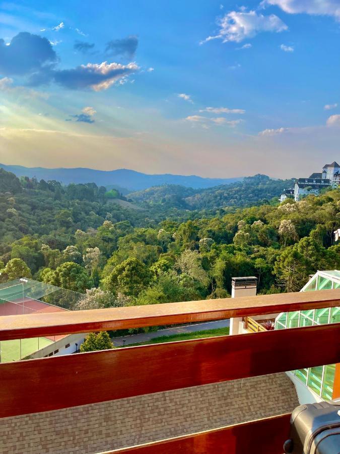 Apartamento No Quatre Saisons Com Cafe Da Manha Campos do Jordão エクステリア 写真