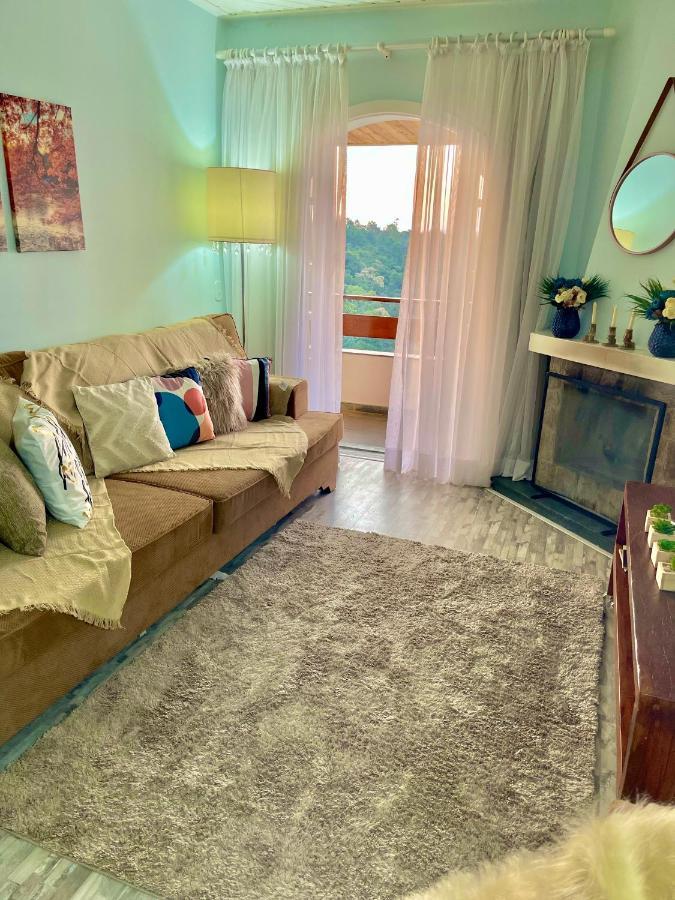 Apartamento No Quatre Saisons Com Cafe Da Manha Campos do Jordão エクステリア 写真